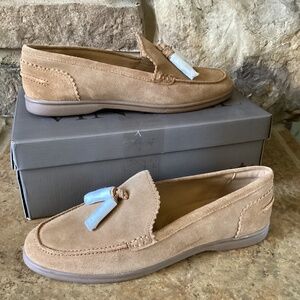 Crown Vintage Women's Loafer Shoe Size 8 Cow Suede CV-Madina Graham Crust NIB